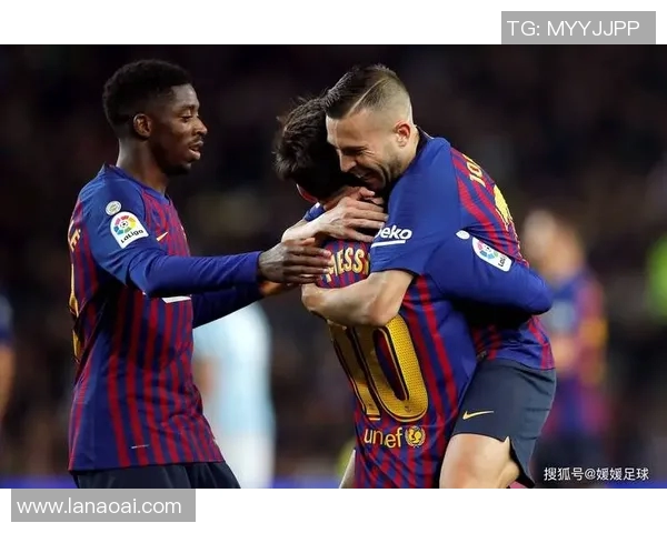 揭秘足球球星背后的营养师团队如何助力顶级运动员提升竞技状态