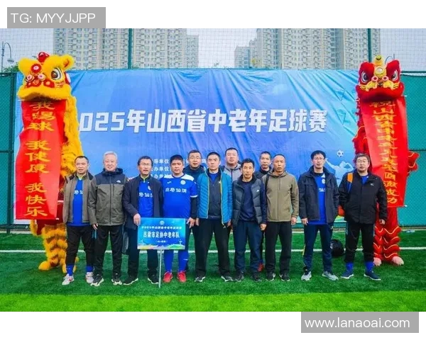 足球星火斑斓点亮绿茵梦想凝聚青春力量书写热血辉煌篇章